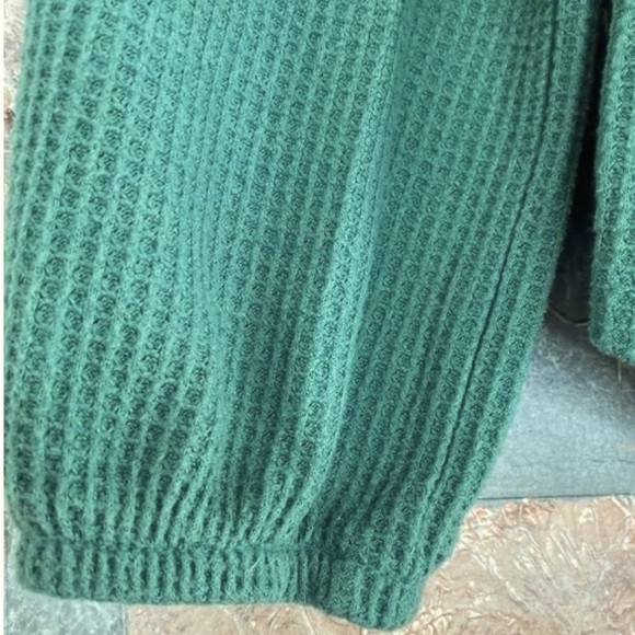 💫NWT Cat&Jack Girl’s Longsleeve Green Pull-over - Picture 5 of 8